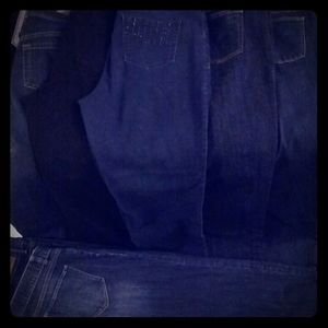 5 PAIR OF SIZE 12 JEANS AND 2 CROPS (12)